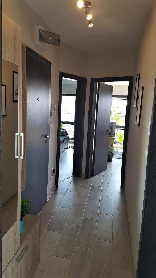 Azzurro-Top Floor Apartment In Quiet Neighborhood, Free Private Parking Варна Экстерьер фото